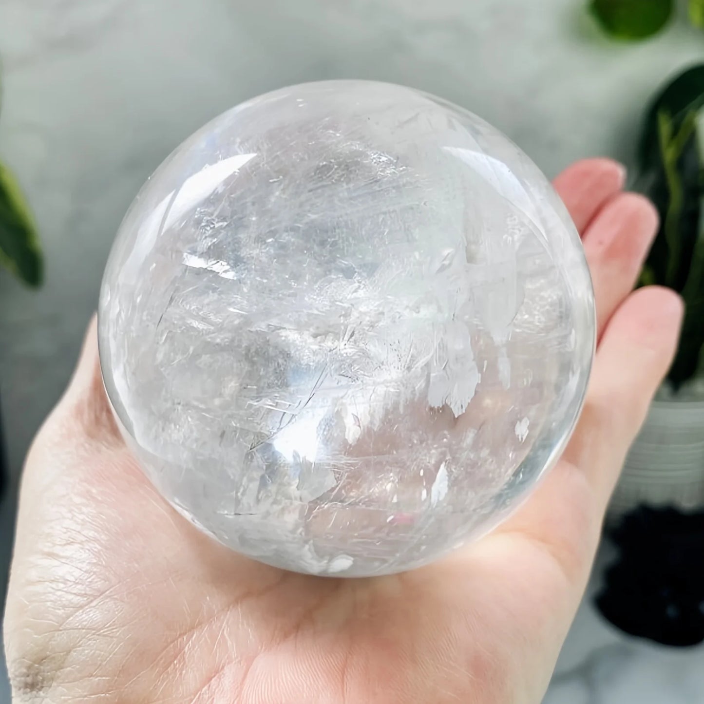 1pc Delicate White Calcite Crystal Ball-Healing Gemstone, Unique Gift Perfect Home Decorate, gorgeous style, decorative stones