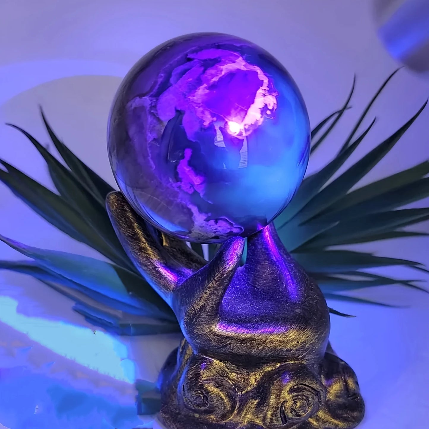 Natural Volcanic Agate Sphere with UV Reactive Fluorescence,Crystal Ball Ornament, Home Decoration, Souvenir Gift